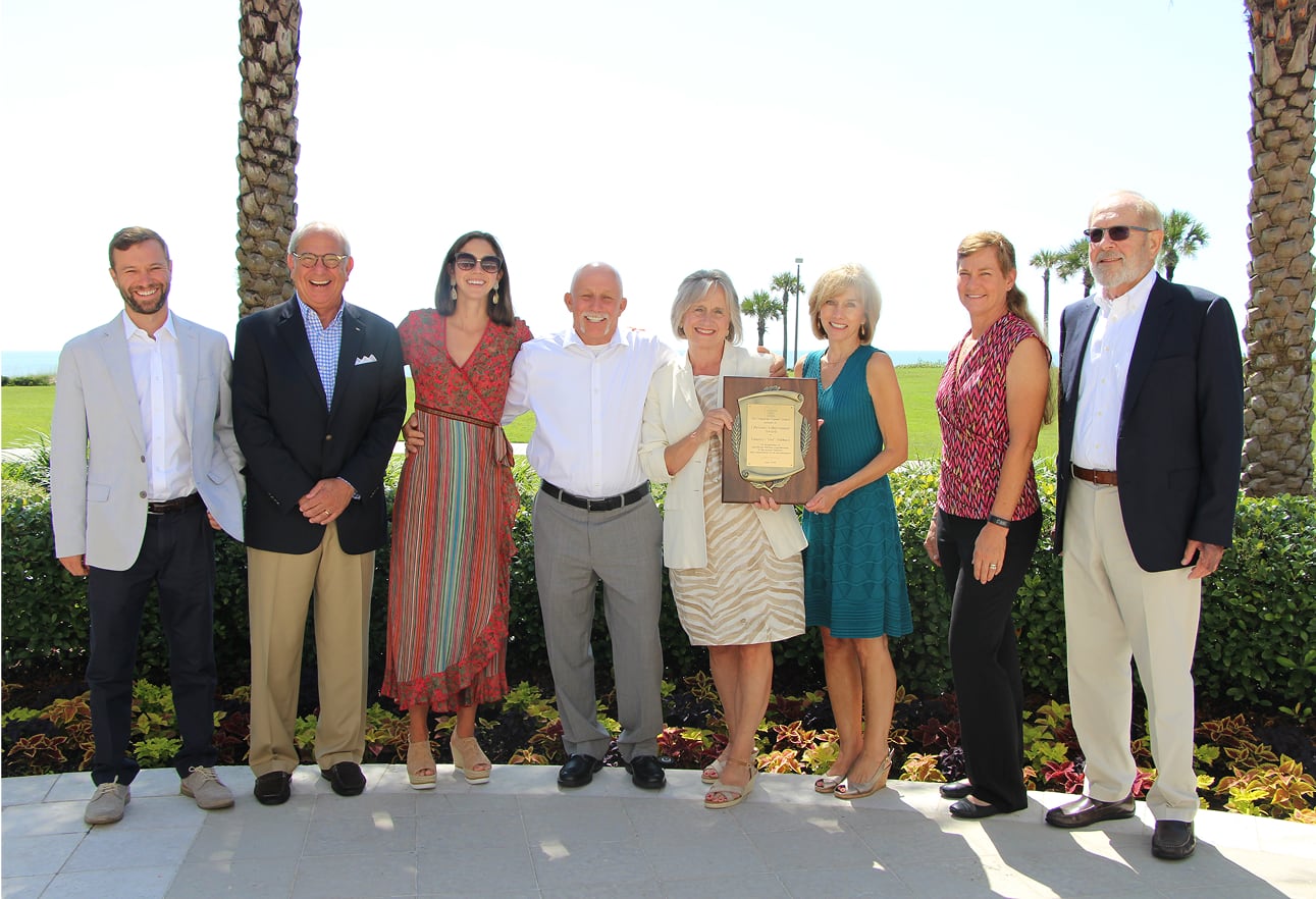 Dot Hubbard Receives Lifetime Achievement Award from American Peanut Council